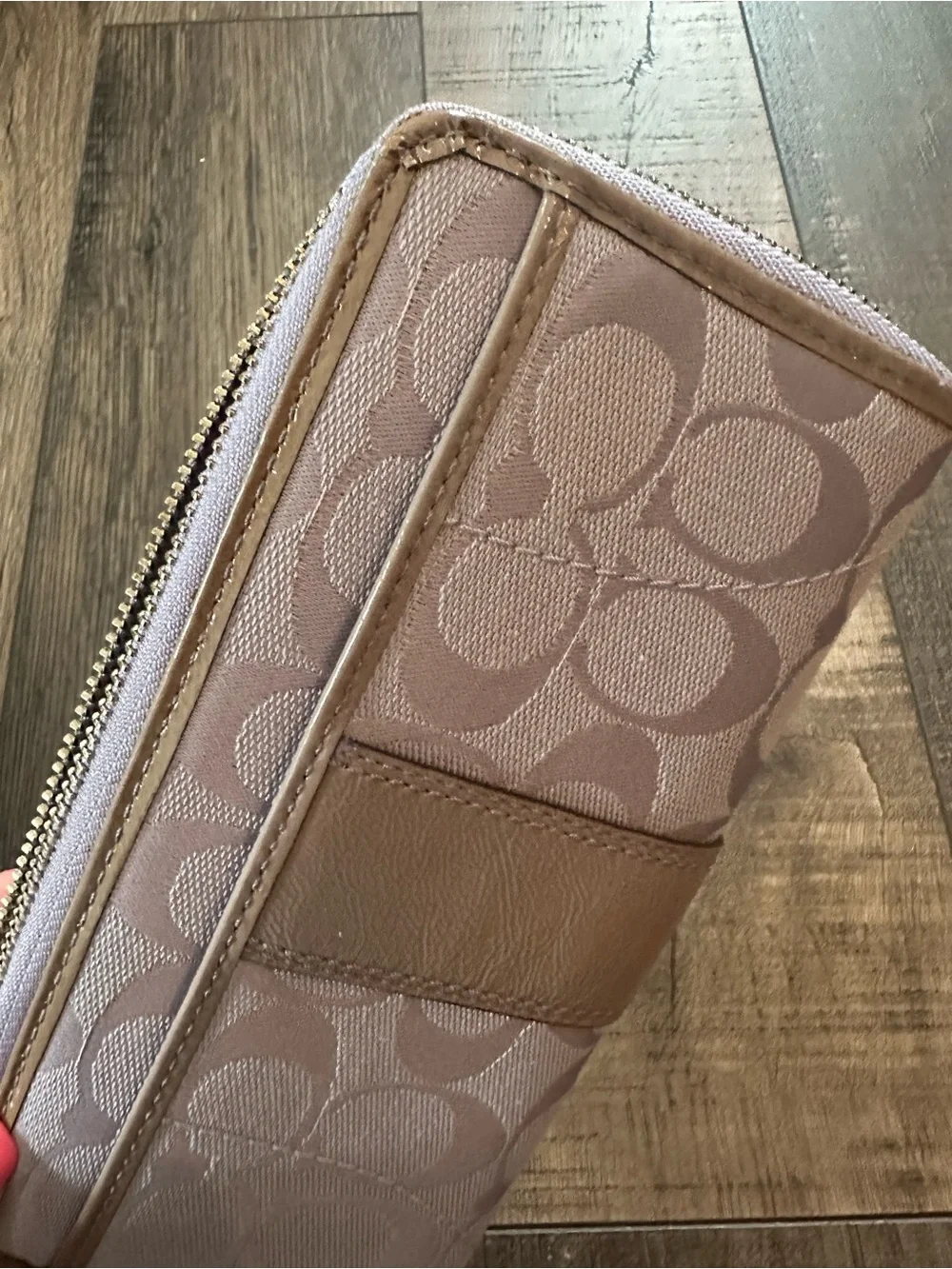 Vintage Coach Soho Zip Around Wallet Purple and Gray Leather Buckle